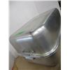Image 2 : ESTATE:  ALUMINUM ROASTER & LID