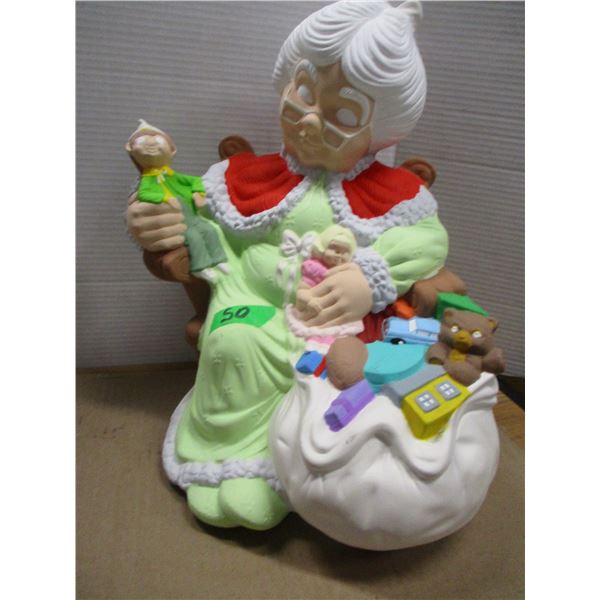 ESTATE:  GRANDMA CERAMIC ORNAMENT