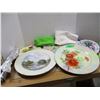 Image 1 : ESTATE:  BOX C/W ASSORTED HOUSEWARES