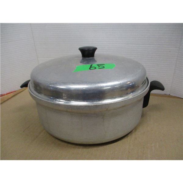 ESTATE:  11" X 4" POT & LID