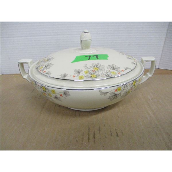 ESTATE:  8" BOWL & LID