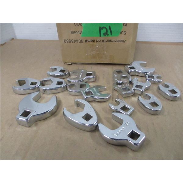ESTATE:  BOX C/W CROW FOOT WRENCHES