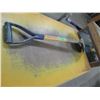 Image 1 : ESTATE:  SHORT HANDLE ROUND SHOVEL