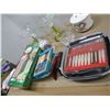 Image 2 : ESTATE:  FLAT C/W ASSORTED ITEMS