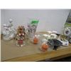 Image 2 : ESTATE:  FLAT C/W MISC ITEMS