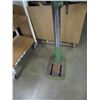 Image 2 : ESTATE:  FLOOR DRILL PRESS