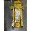Image 1 : ESTATE:  2 TON FLOOR JACK