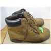 Image 2 : BUM INSULATED BOOTS (SIZE 10)