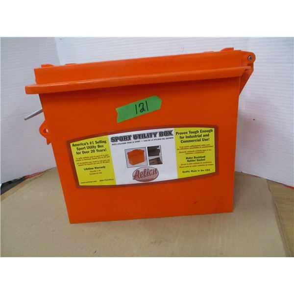 ESTATE:  PLASTIC STORAGE BOX