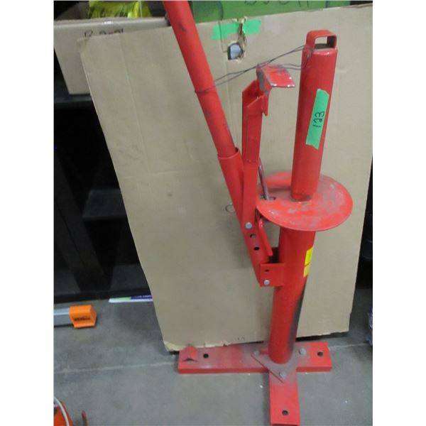 ESTATE:  MANUAL TIRE CHANGER