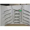 Image 1 : 2 CHOTHES HANGERS