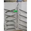 Image 2 : 2 CHOTHES HANGERS