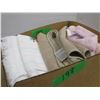 Image 1 : ESTATE:  BOX C/W TOWELS