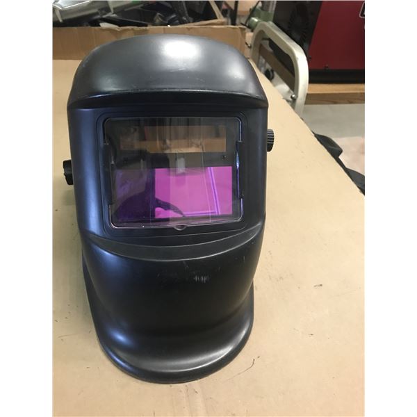 ESTATE:  AUTO DARKENING WELDING HELMET