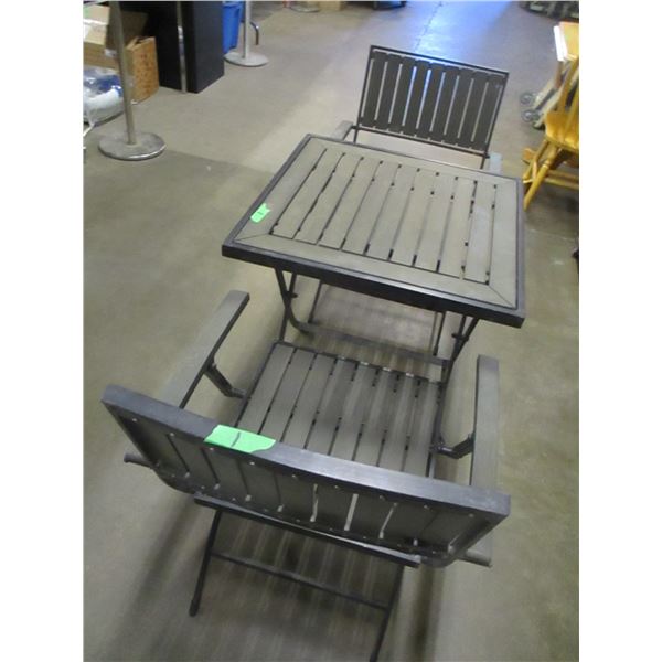 BISTRO PATIO SET (2 FOLDING LAWN CHAIRS & 1 FOLDING TABLE)