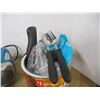 Image 2 : ESTATE:  LAUNDRY HAMPER, RADIO, MISC