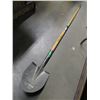 Image 1 : ESTATE:  ROUND POINTED SHOVEL