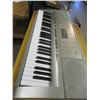 Image 3 : TABLE TOP ORGAN