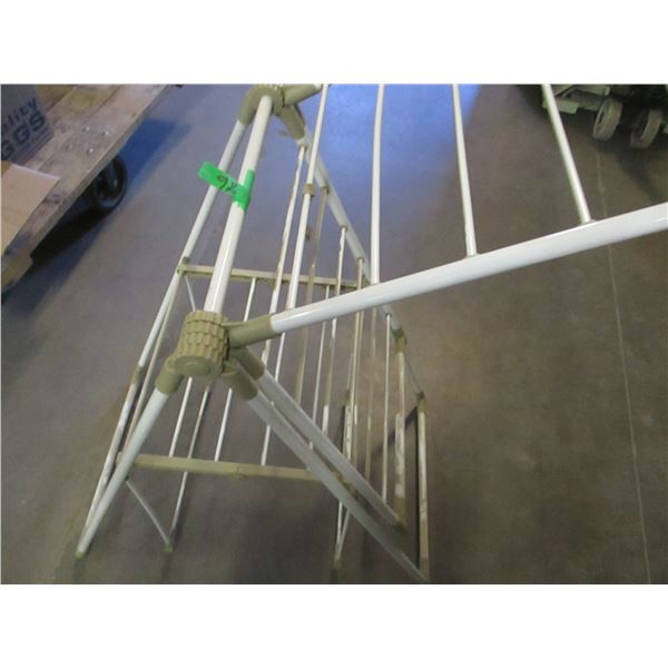 LAUNDRY RACK