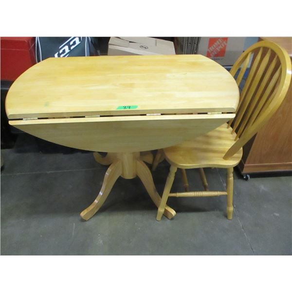 ESTATE:  MAPLE DROP LEAF TABLE C/W 1 CHAIR