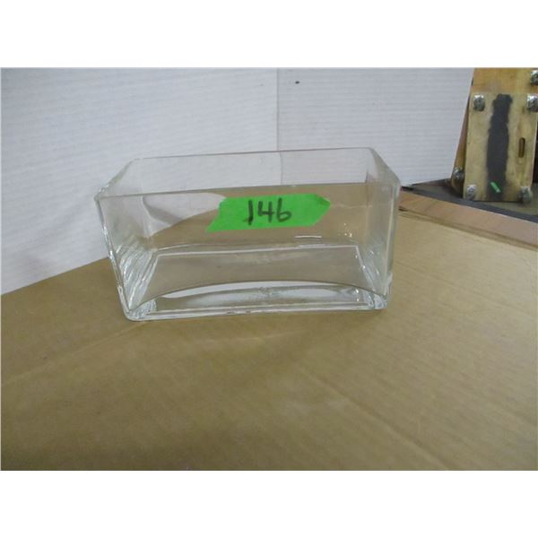 ESTATE:  BOX C/W GLASS VASES