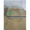 Image 3 : ESTATE:  2 GLASS BAKING PANS