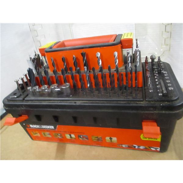 ESTATE:  PLASTIC TOOLBOX