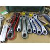 Image 6 : ESTATE:  BIN C/W ASSORTED TOOLS