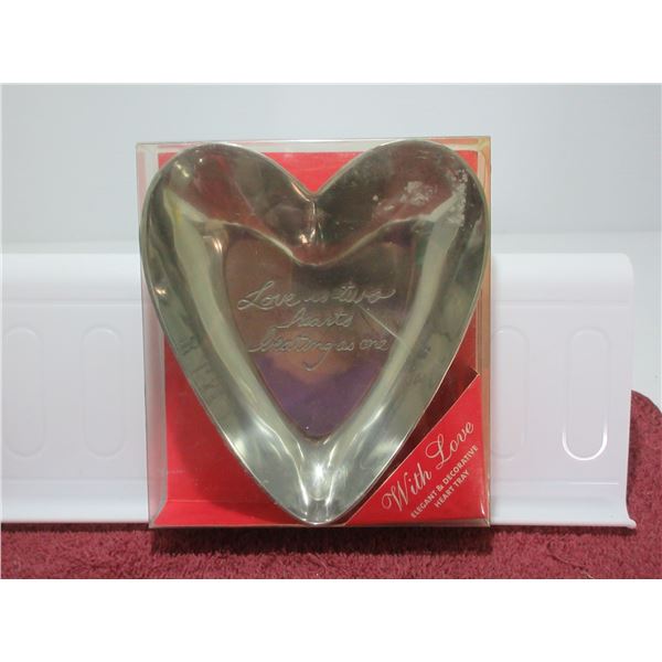 STAINLESS STEEL HEART DISH