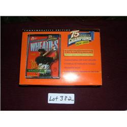 TIGER WOODS GOLD SIGNATURE MINI WHEATIES BOX