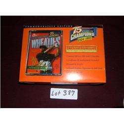 TIGER WOODS GOLD SIGNATURE MINI WHEATIES BOX