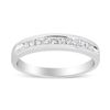 Image 2 : 18K Gold Princess Cut Diamond Band Ring