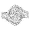 Image 1 : 14K Gold Diamond Floral Cluster Ring