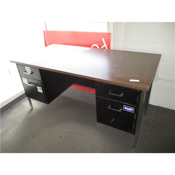 4 Drawer Office Desk – 60” x 30” x 29” Tall
