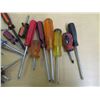 Image 2 : (10+) Container of Screwdrivers