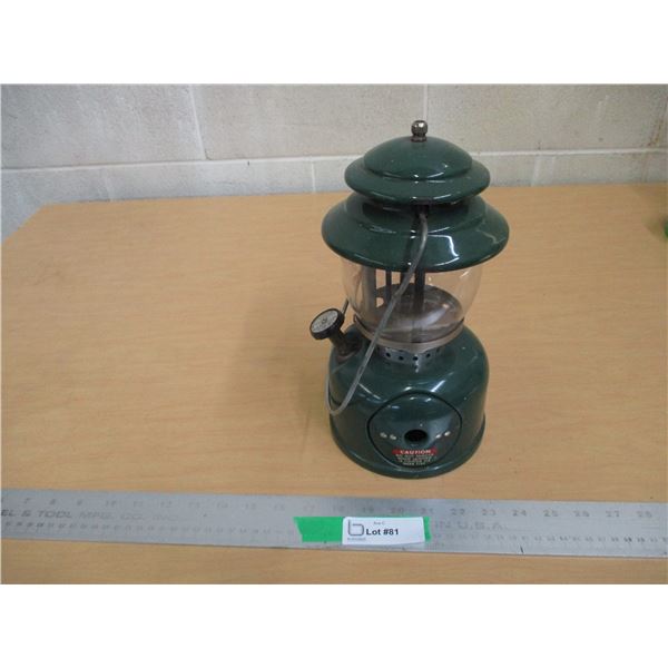 Vintage Coleman LP Metal & Glass Gas Lantern