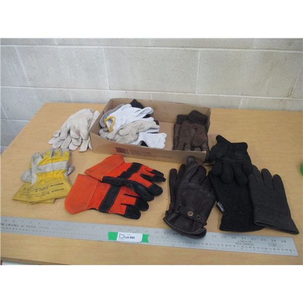 (6+) Pairs of Used Gloves & Mittens