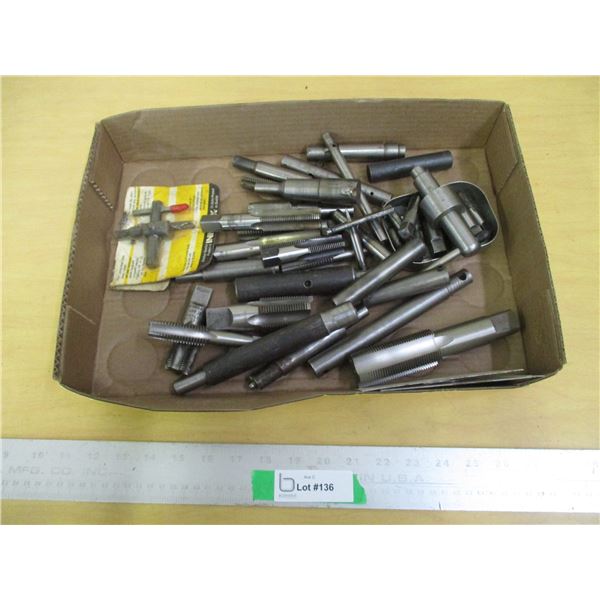 (20+) Lot of Misc. Taps / Pipe Threaders, & Misc. Taps