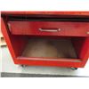 Image 6 : Beach Full Sized Metal 2-Piece Heavy Duty Tool Box on Castors 26” x 16” x 50[x=#82