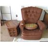 Image 1 : (2) Lounge Rocking Chair Brown Cloth With Hexagon Top End table