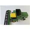 Image 4 : Titan John Deere 1/24 Scale (As Is)