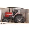 Image 2 : Massey-Ferguson 1/32 Model 3050 FWA - In Box