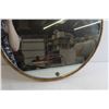 Image 3 : Round Mirror - 18 1/2" x 22"