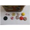 Image 3 : Tin of Assorted Buttons