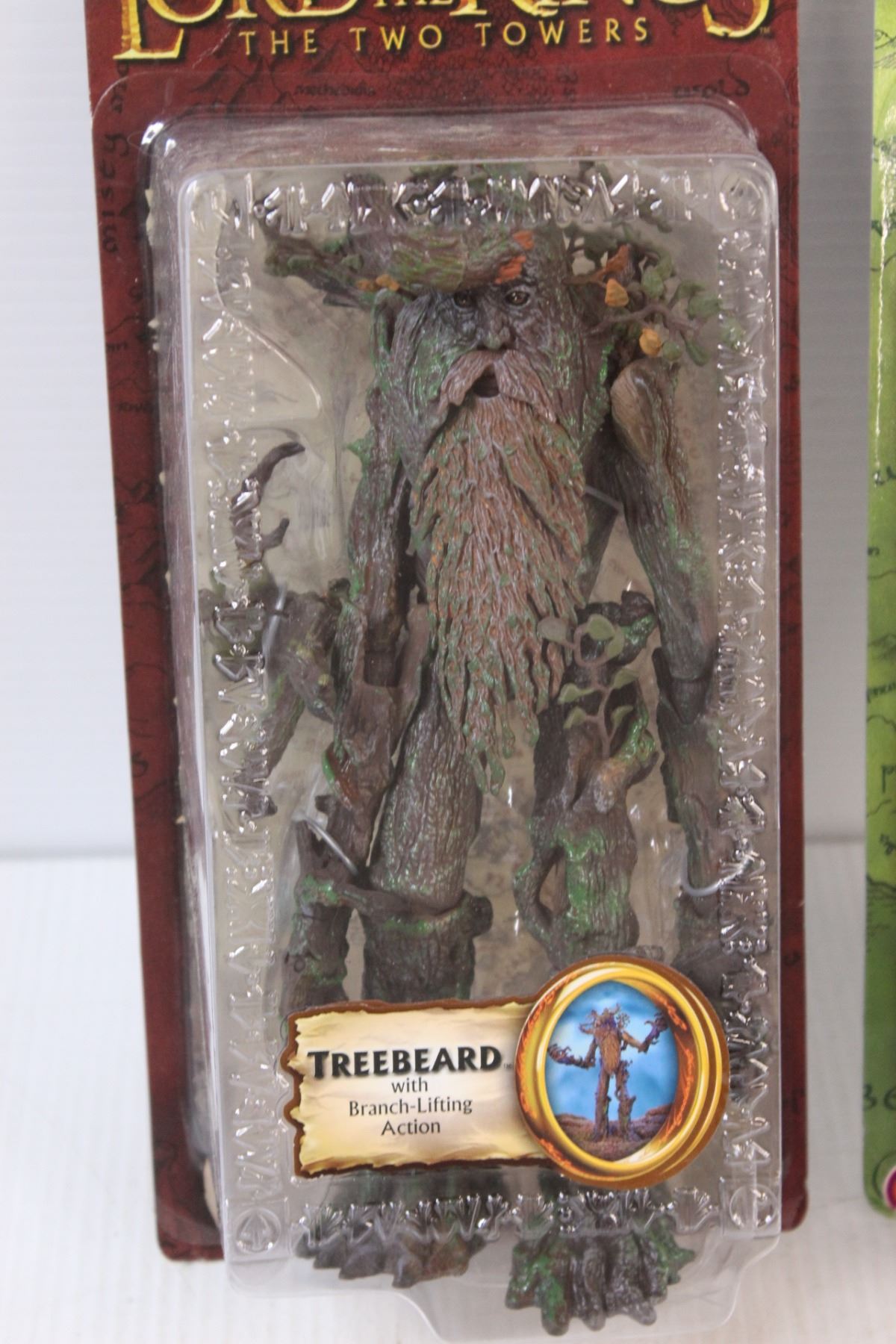 The Lord of the Rings Figurine in Box - Treebeard & Bilbo - Bodnarus ...