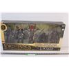 Image 1 : The Lord of the Rings Figurine in Box - Pelennor Fields: Solider of the Dead, Legolas, Mumakii Rider