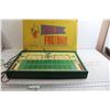 Image 1 : Jim Prentice Electric Football Game - Untested