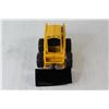 Image 5 : John Deer 1/16 Skid Steer Toy (Bent Bucket)