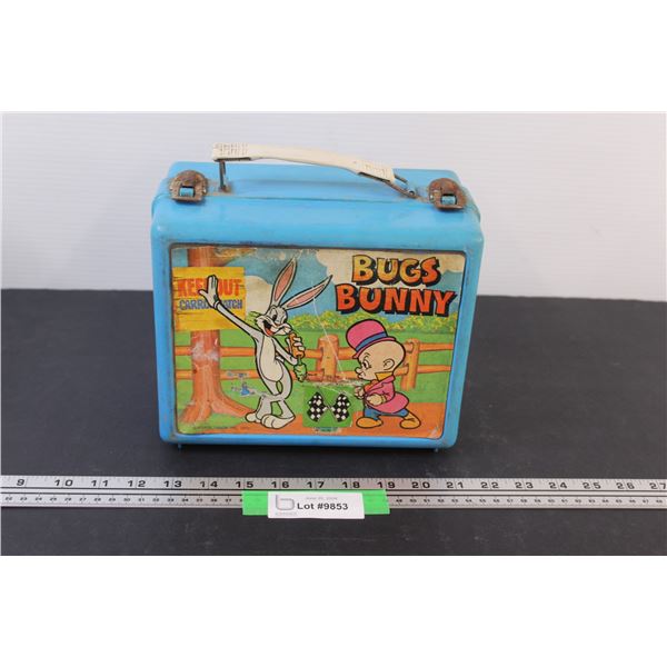 Bugs Bunny Vintage Lunch Kit (Latches have surface rust)