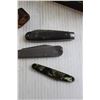 Image 4 : Assorted Folding Knives and Coins